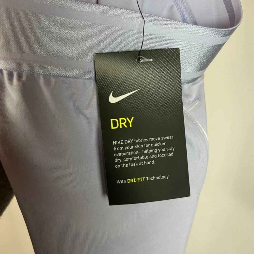 NWT Nike Skort Women‎ Small Dri-Fit Tennis Golf Purple Lavender Athletic Mini